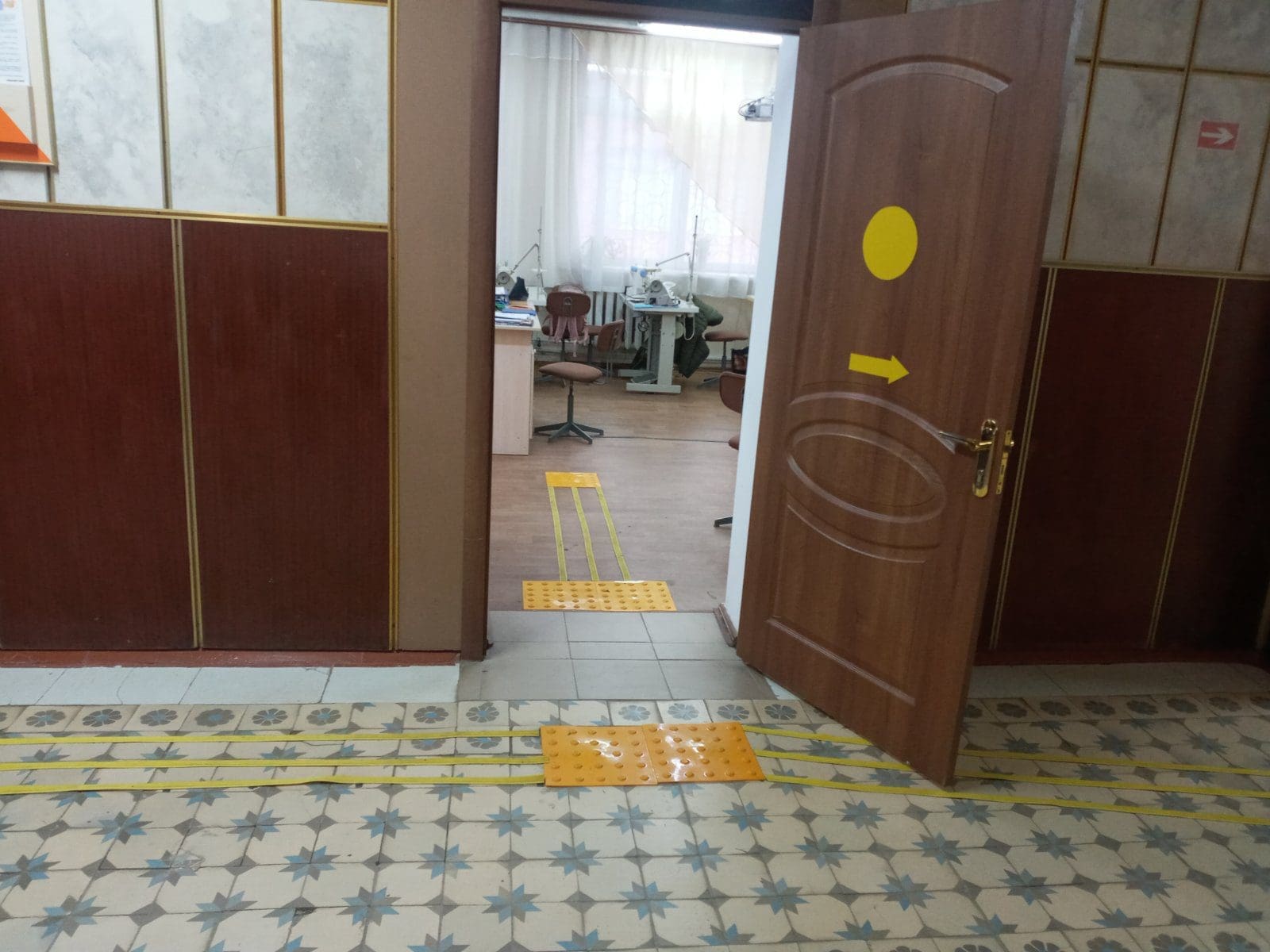 ЗВІТ З ПАНДУСІВ ДЛЯ КОЛЕДЖІВ ТА ВИЩИХ НАВЧАЛЬНИХ ЗАКЛАДІВ: ДОСТУПНІСТЬ ДЛЯ МАЛОМОБІЛЬНИХ ГРУП НАСЕЛЕННЯ 34